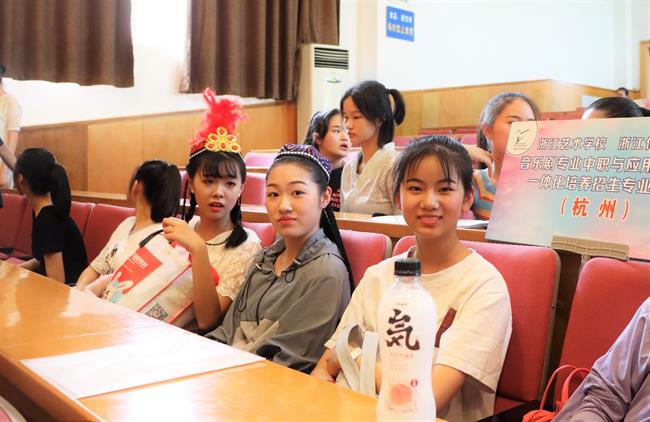 IMG_0328.jpg IMG_0328.jpg