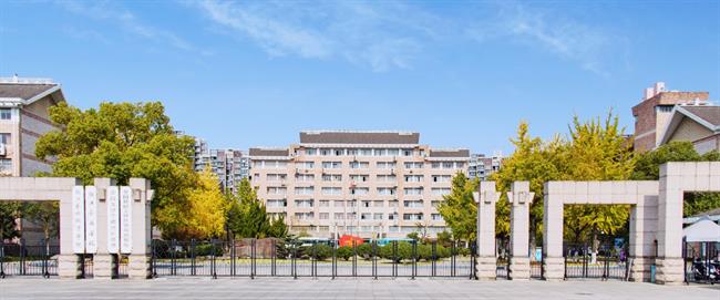 校园2.jpg 校园2.jpg