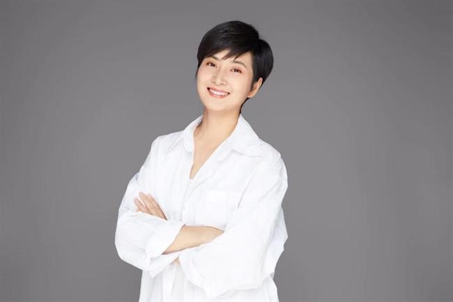 郑佳艳.jpg 郑佳艳.jpg