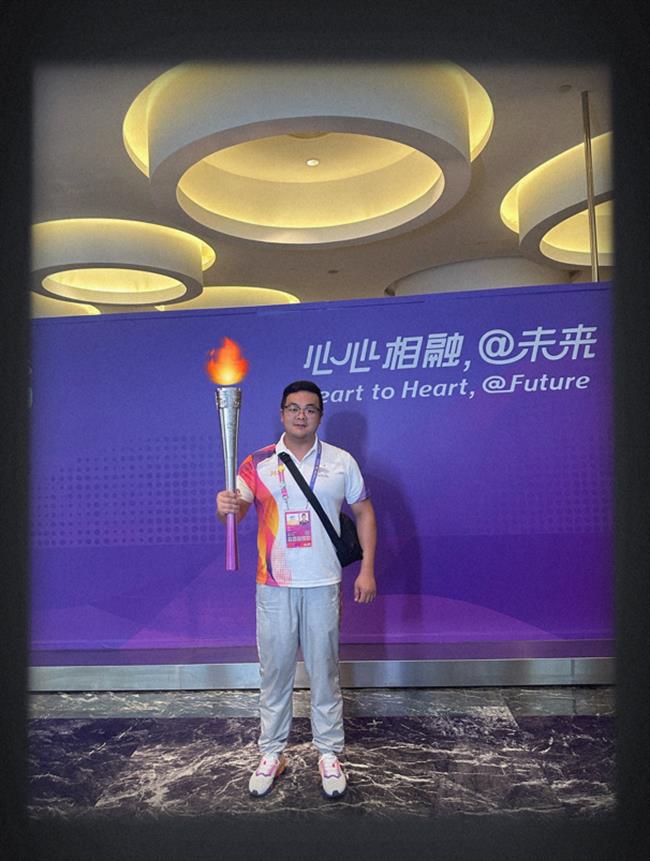 周远星1.png 周远星1.png