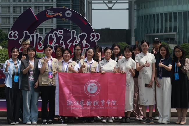 合照.jpg 合照.jpg